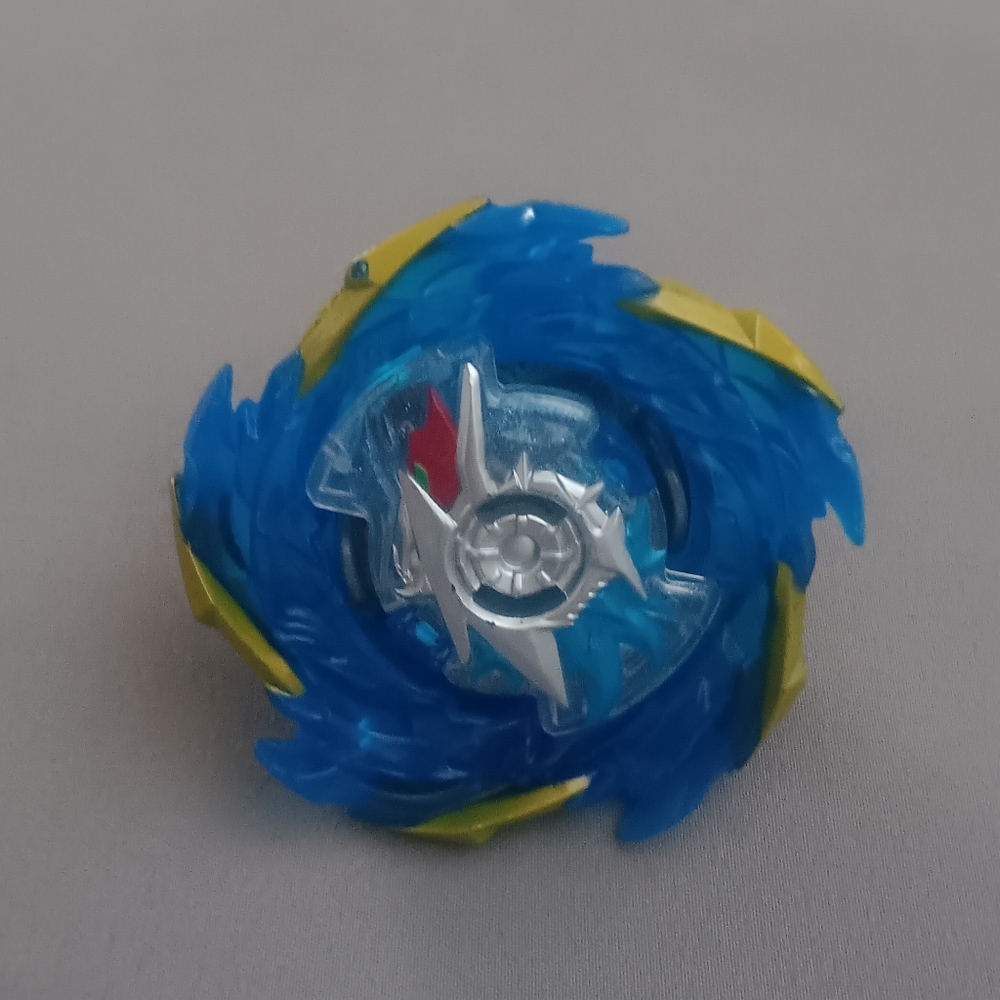 Beyblade Bundle - Picture 6 of 7